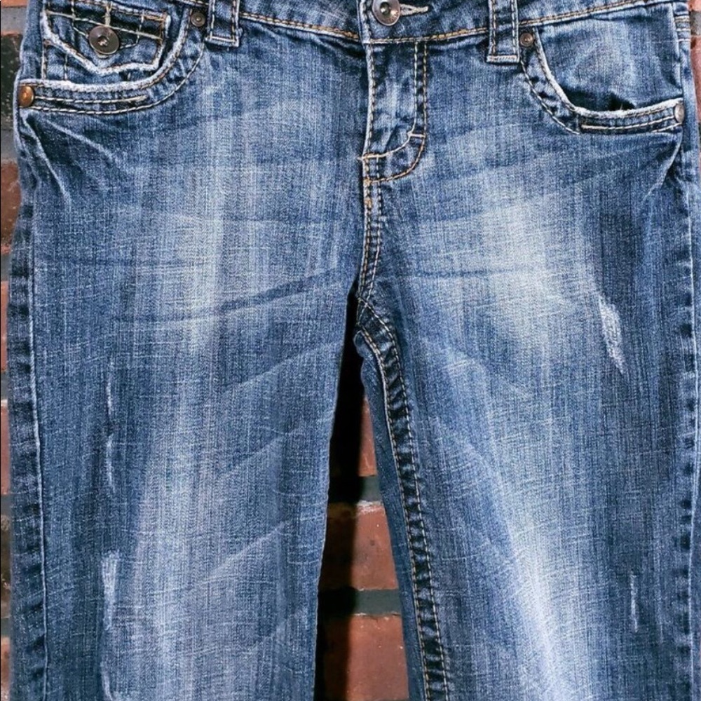 Capris - Picture 2 of 5